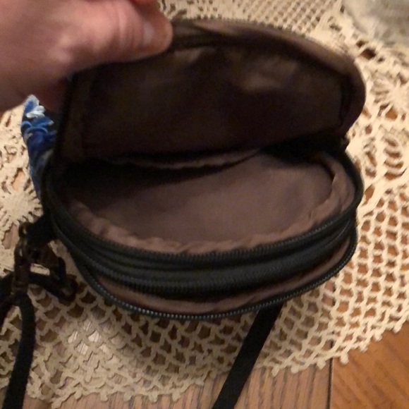 Small crossbody purse - Picture 3 of 4